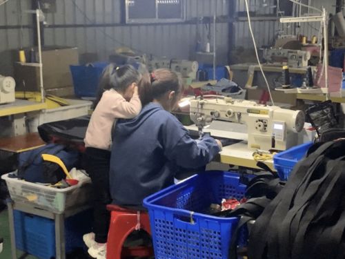 楊淑亭 從淘寶客服到輪椅上的廠長，用堅韌綻放青春之光