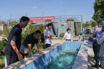 與會代表參觀開創環保杭州余杭應急污水處理項目設施
